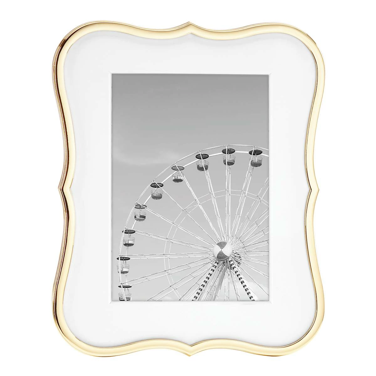 Kate Spade Crown Pointâ„¢ Gold 5" X 7" Frame