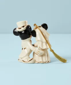 Lenox For The Couple Minnie's Dream Wedding Ornament