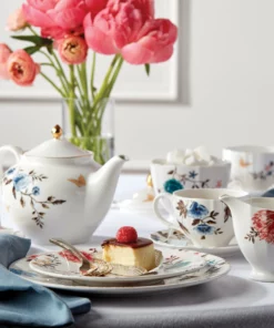 Lenox Sprig & Vine Teapot