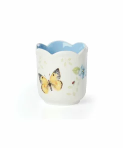 Lenox Butterfly Meadow Scalloped Blue Geranium Candle
