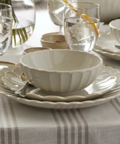 Lenox French Perle Scallop 12-Piece Dinnerware Set