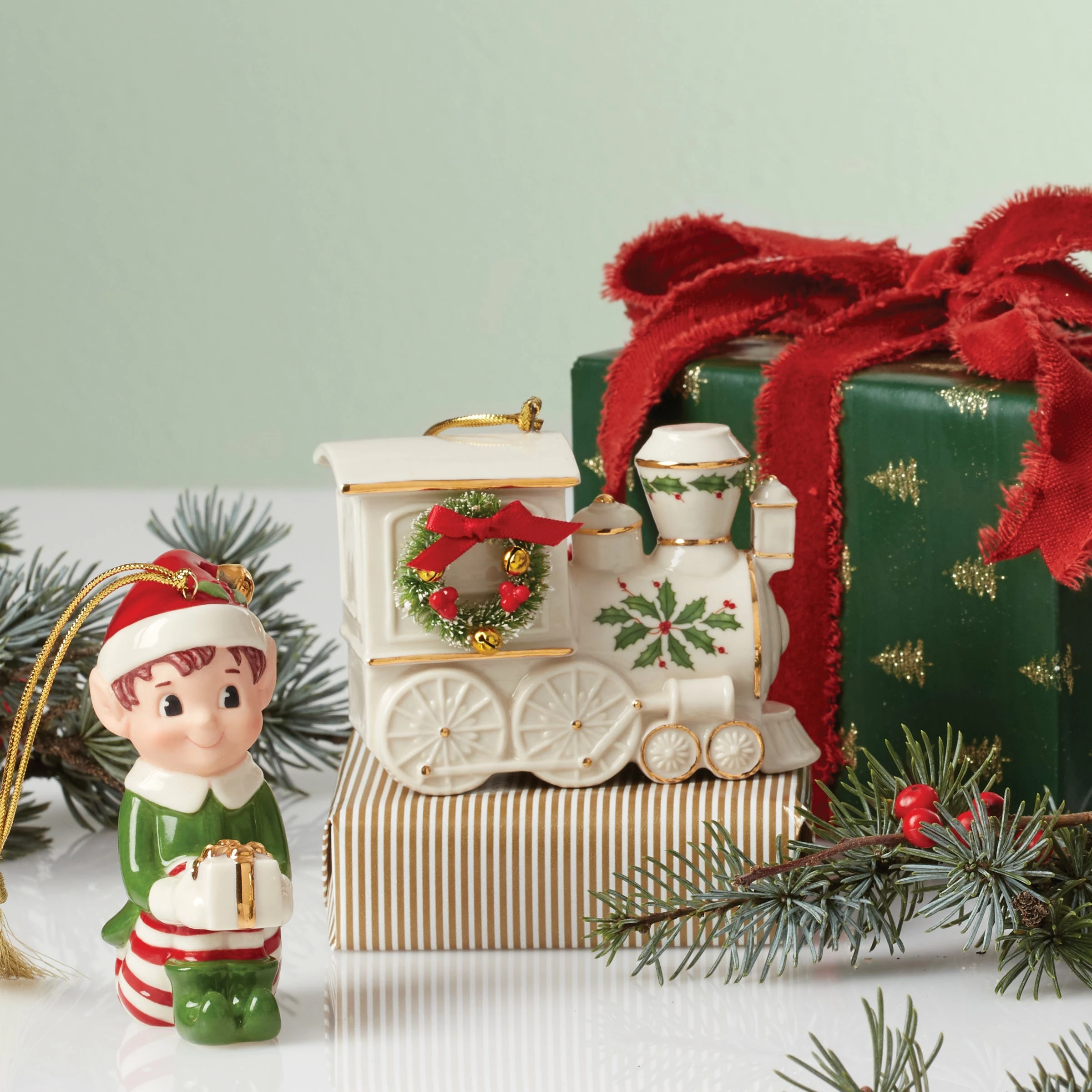 Lenox Annuals 2022 Holiday Train Ornament